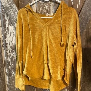 Roxy Yellow long sleeve dress up tee